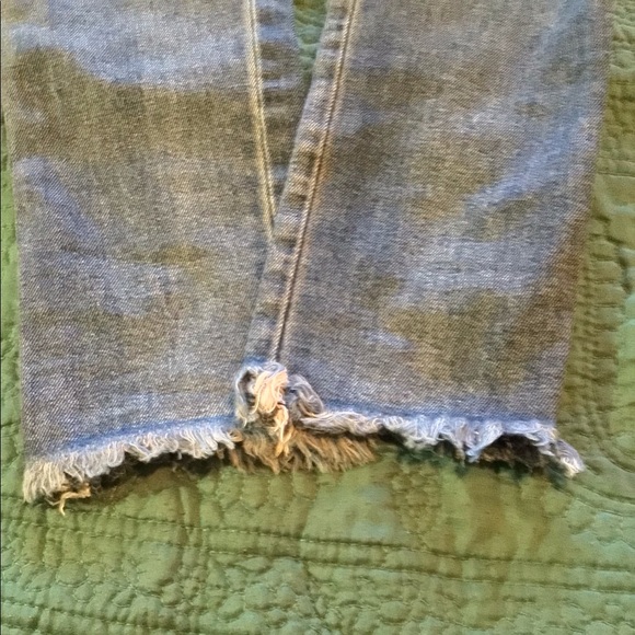 James Jeans Twiggy Style Two Pair Bundle, Size 26 - Picture 7 of 12